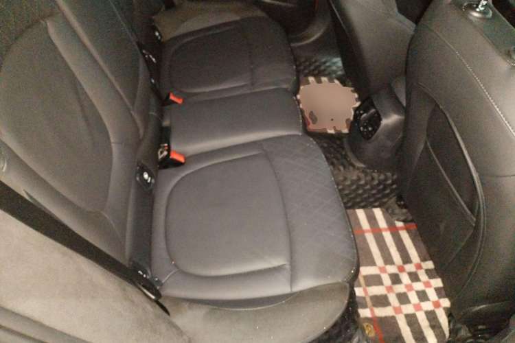 Used MINI Clubman 2022 Updated 2.0T COOPER S Right Rear Seat