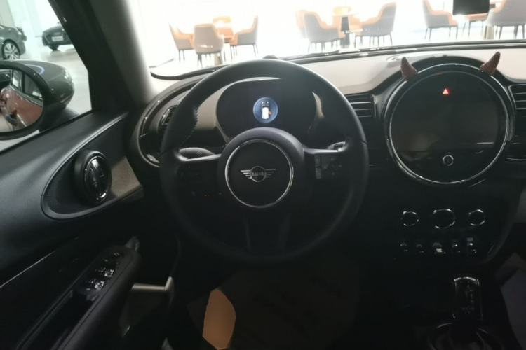 Used MINI Clubman 2022 Updated 1.5T COOPER Steering Wheel