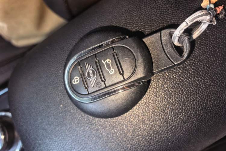 Used MINI Clubman 2022 2.0T COOPER S Vehicle Key