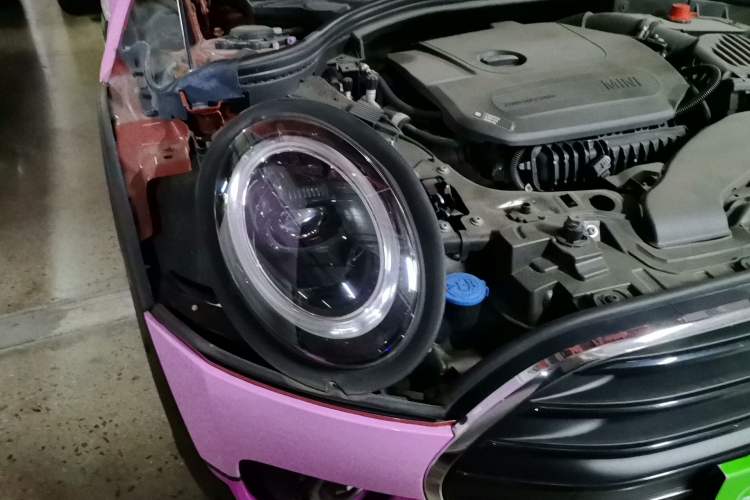 Used MINI Clubman 2022 1.5T COOPER Connoisseur Right Front Headlight