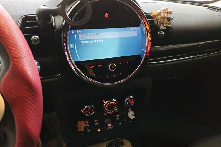 Used MINI Clubman 2022 1.5T ONE Audio And AC Panel