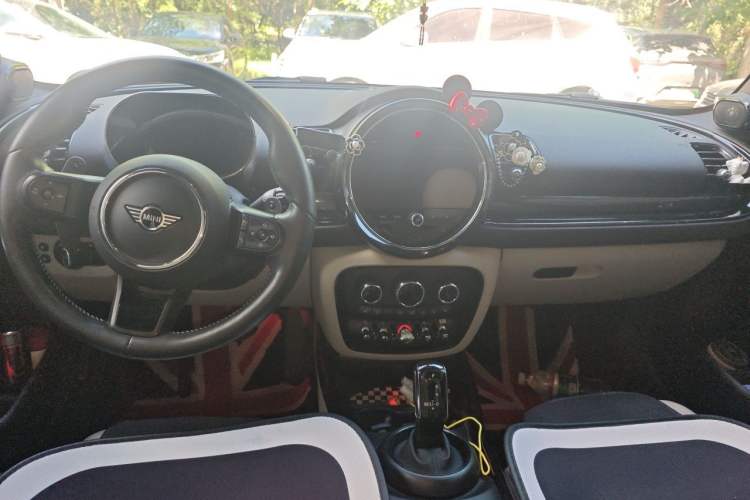 Used MINI Clubman 2022 Updated 2.0T COOPER S Center Console