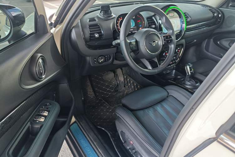 Used MINI Clubman 2022 Updated 2.0T COOPER S Driver Seat