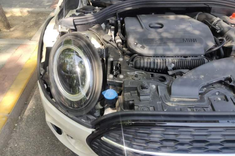 Used MINI Clubman 2022 Updated 2.0T COOPER S Engine Bay Right