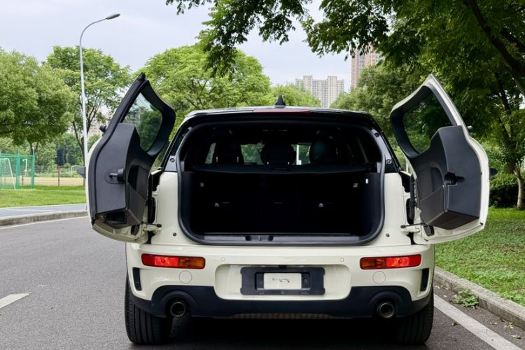 Used MINI Clubman 2022 2.0T COOPER S Exterior 3