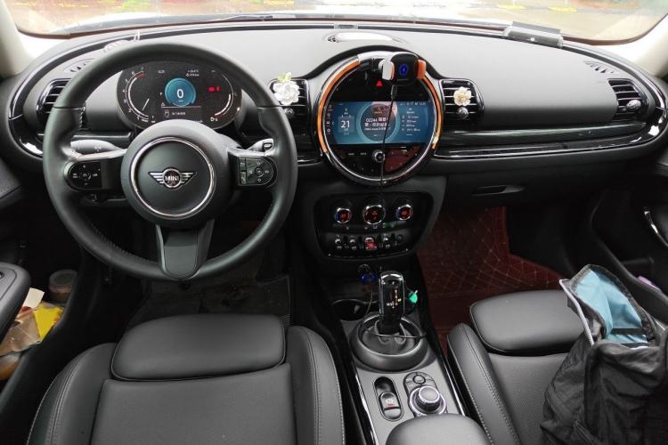Used MINI Clubman 2022 Updated 1.5T COOPER Interior 2