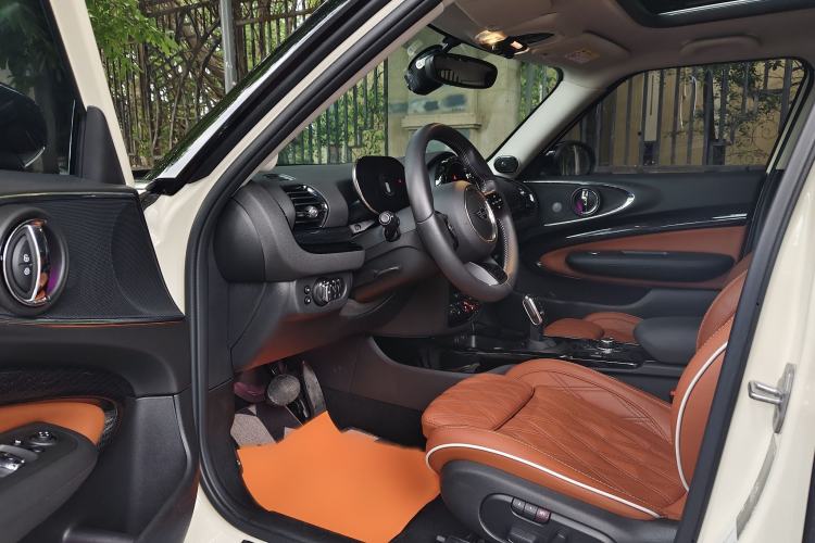 Used MINI Clubman 2022 2.0T COOPER S Interior 3