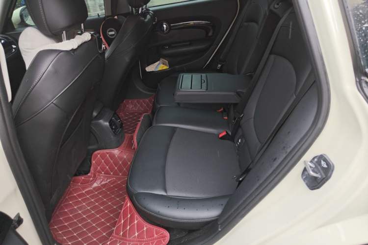 Used MINI Clubman 2022 Updated 1.5T COOPER Interior 4