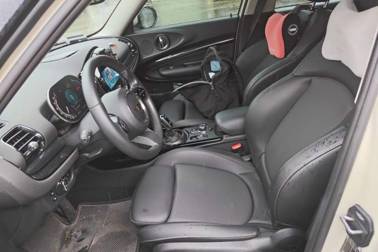 Used MINI Clubman 2022 Updated 1.5T COOPER Left Front Seat