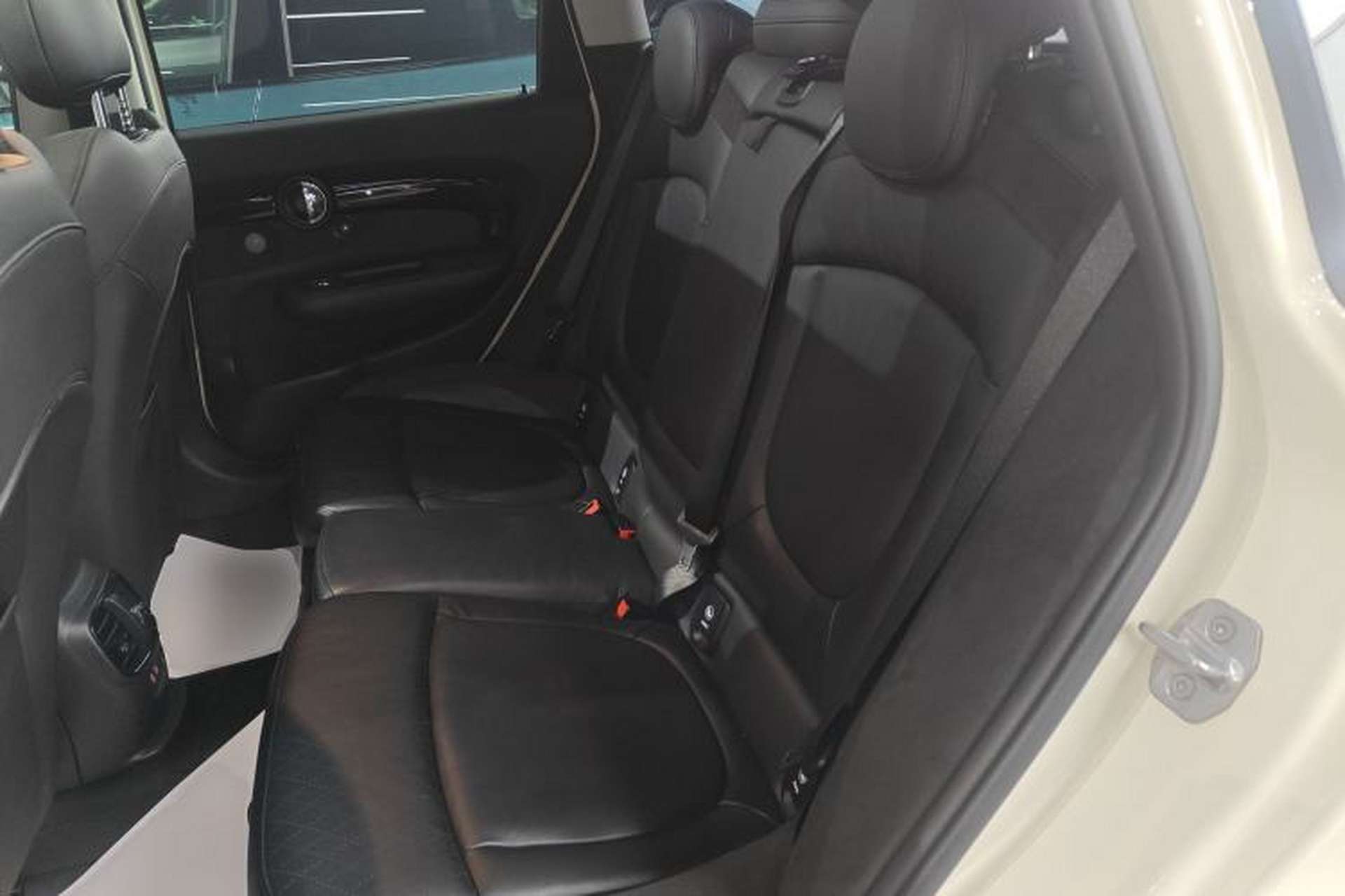 Used MINI Clubman 2022 2.0T COOPER S Left Rear Seat
