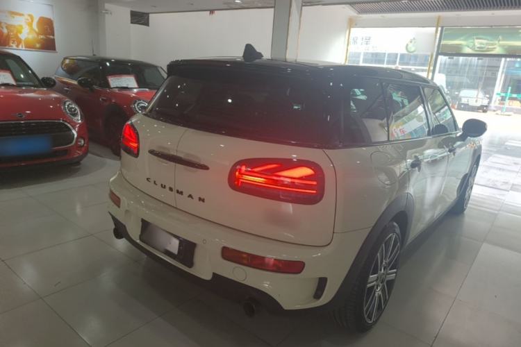 Used MINI Clubman 2022 2.0T COOPER S Rear Right 45 Deg