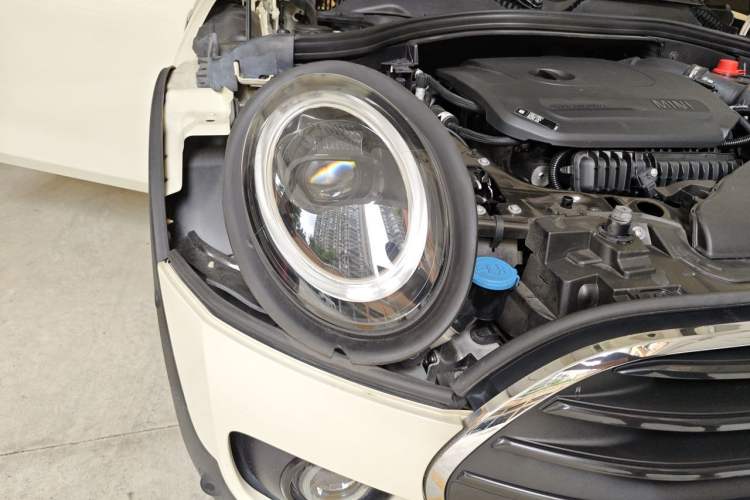 Used MINI Clubman 2022 1.5T ONE Right Front Headlight