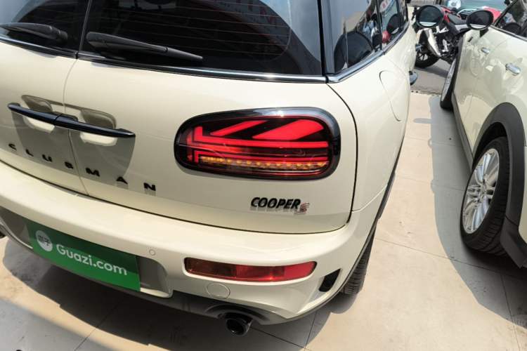 Used MINI Clubman 2022 2.0T COOPER S Right Rear Taillight