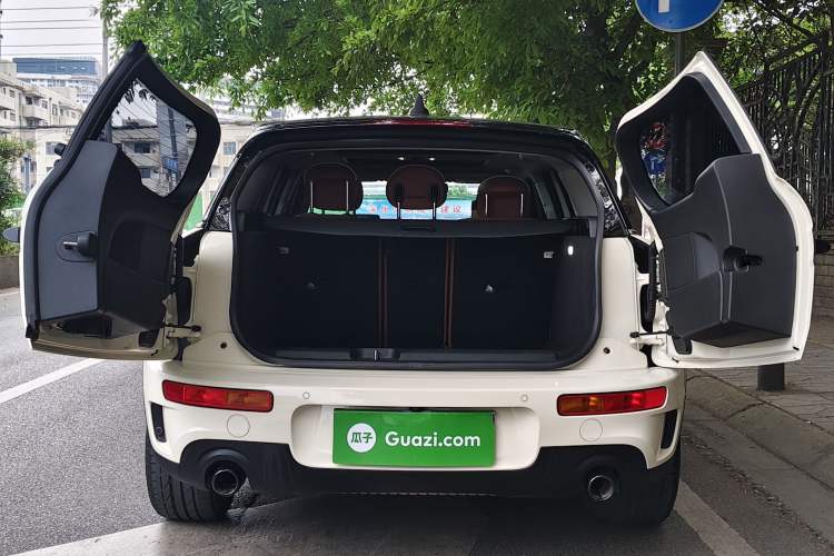 Used MINI Clubman 2022 2.0T COOPER S Trunk