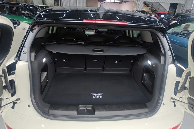 Used MINI Clubman 2022 2.0T COOPER S Trunk