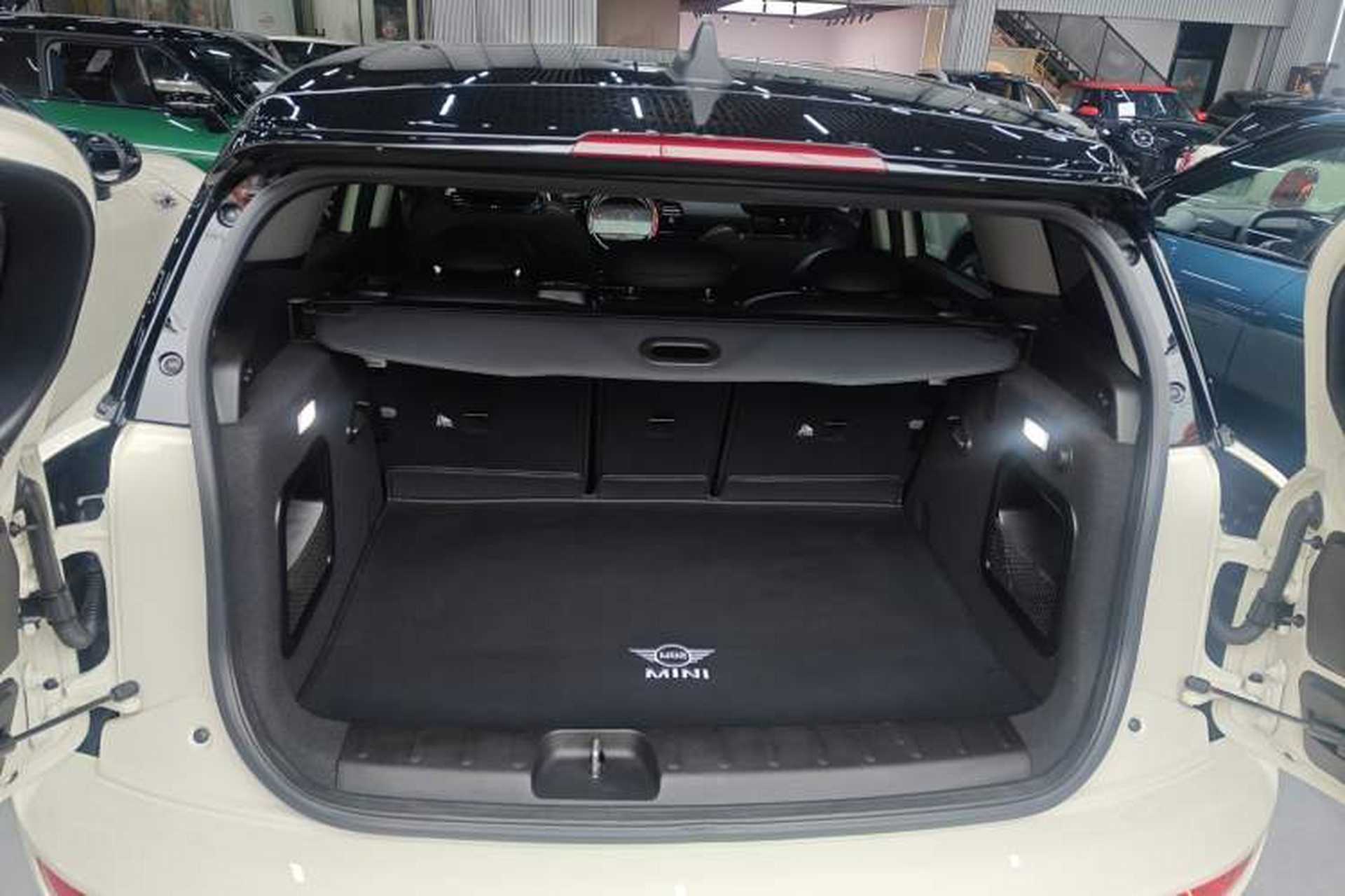 Used MINI Clubman 2022 2.0T COOPER S Trunk