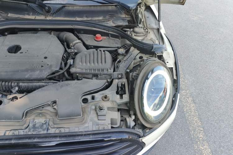 Used MINI Clubman 2022 1.5T COOPER Connoisseur Engine Bay Left