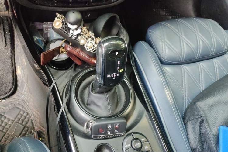 Used MINI Clubman 2022 1.5T COOPER Connoisseur Gear Lever