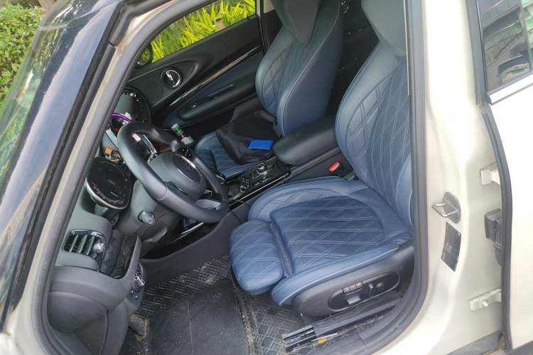 Used MINI Clubman 2022 1.5T COOPER Connoisseur Left Front Seat