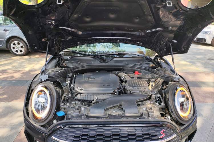 Used MINI Clubman 2023 Revised 2.0T COOPER S Connoisseur Engine Bay