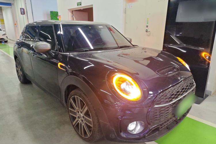 Used MINI Clubman 2023 Revised 2.0T COOPER S Connoisseur Front Right 45 Deg