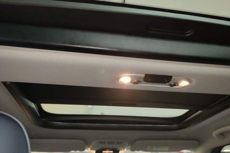 Used MINI Clubman 2023 1.5T COOPER Connoisseur Headliner