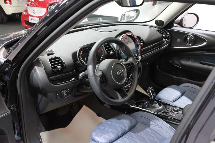 Used MINI Clubman 2023 1.5T COOPER Connoisseur Interior 7