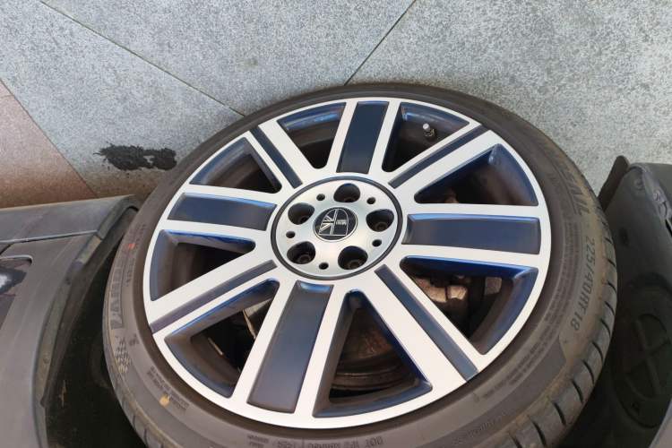 Used MINI Clubman 2023 Revised 2.0T COOPER S Connoisseur Left Front Wheel Hub
