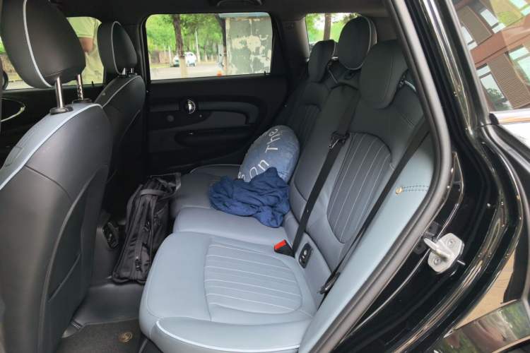 Used MINI Clubman 2023 2.0T COOPER S Free Spirit Special Edition Left Rear Seat