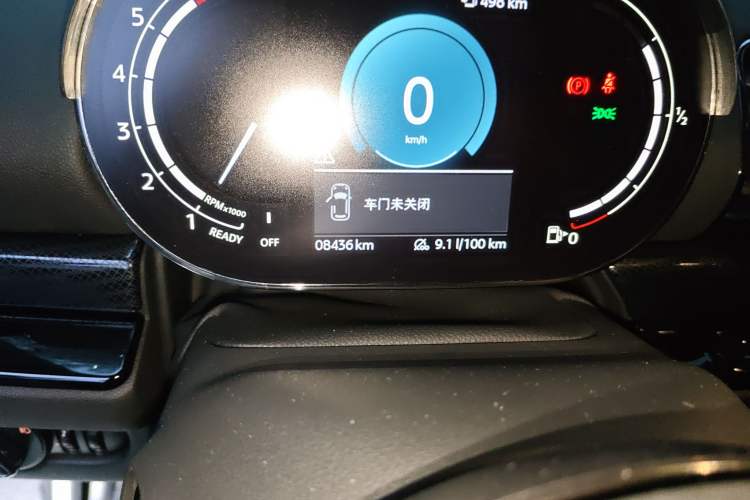 Used MINI Clubman 2023 1.5T COOPER Connoisseur Odometer Close Up