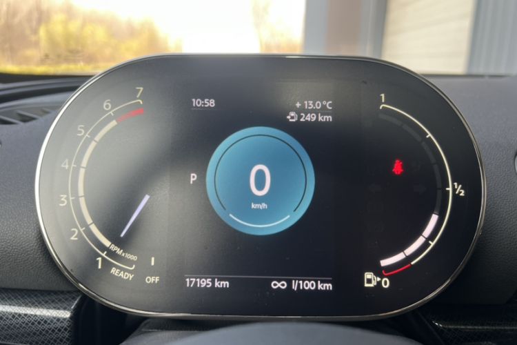 Used MINI Clubman 2023 Refresh 1.5T COOPER Connoisseur Odometer Close Up