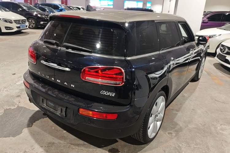 Used MINI Clubman 2023 Refresh 1.5T COOPER Connoisseur Rear Right 45 Deg