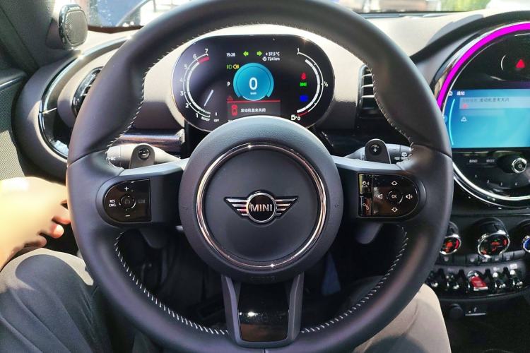 Used MINI Clubman 2023 Revised 2.0T COOPER S Connoisseur Steering Wheel