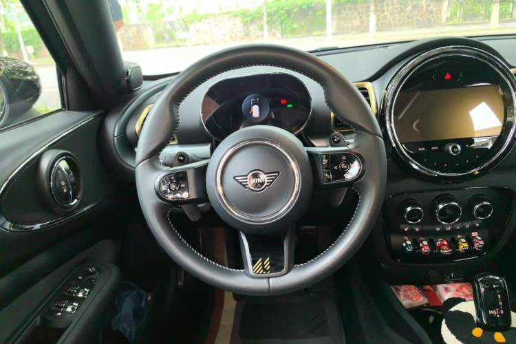 Used MINI Clubman 2023 2.0T COOPER S Free Spirit Special Edition Steering Wheel
