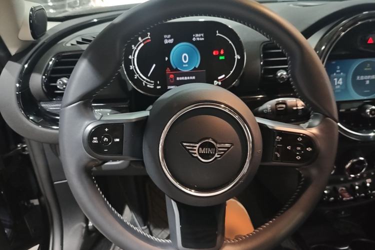 Used MINI Clubman 2023 Refresh 1.5T COOPER Connoisseur Steering Wheel