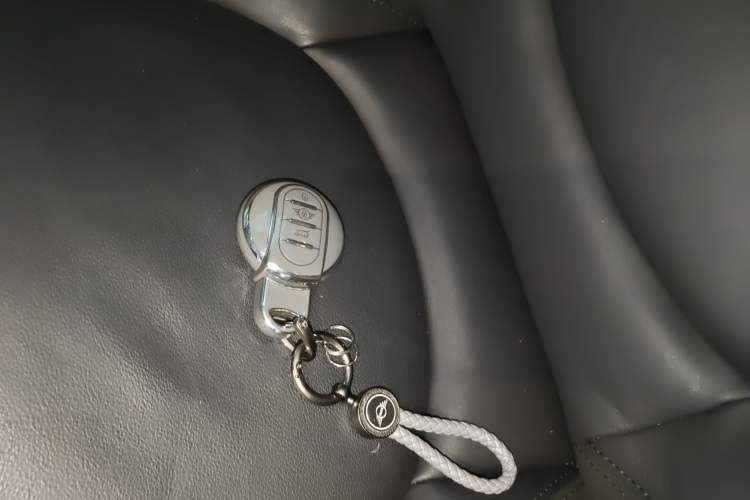 Used MINI Clubman 2023 1.5T COOPER Connoisseur Vehicle Key