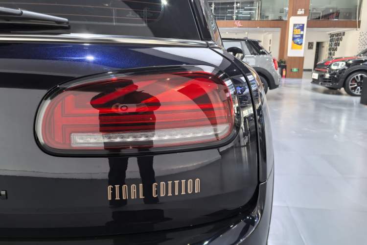 Used MINI Clubman 2023 Final Edition The Last Gentleman Commemorative Edition Exterior 6