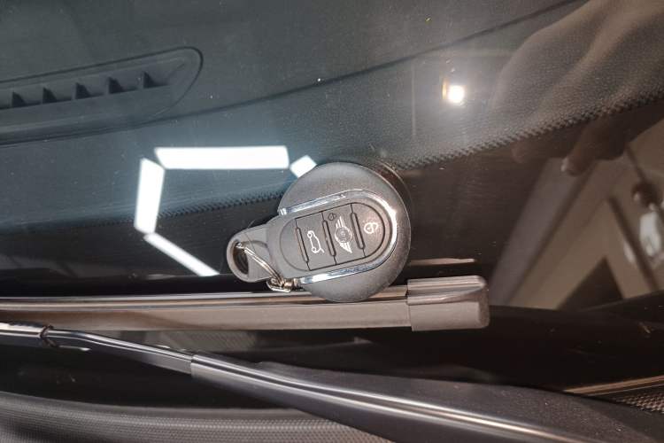 Used MINI Clubman 2023 2.0T COOPER S Free Spirit Special Edition Interior 1