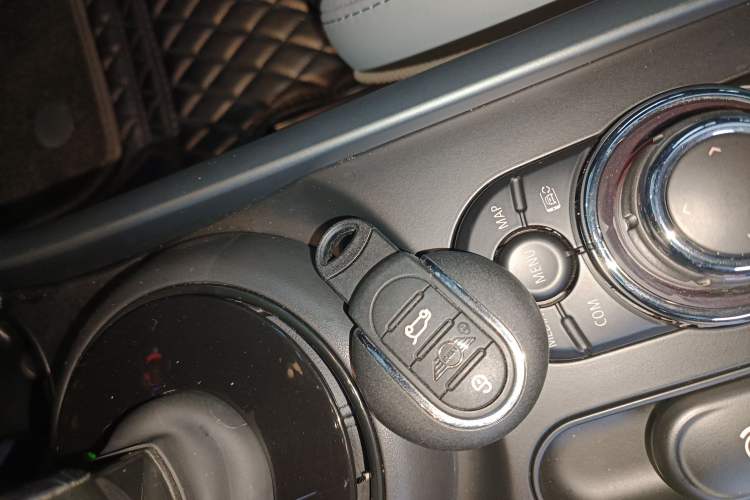 Used MINI Clubman 2023 2.0T COOPER S Free Spirit Special Edition Interior 1