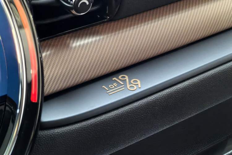 Used MINI Clubman 2023 Final Edition The Last Gentleman Commemorative Edition Interior 1