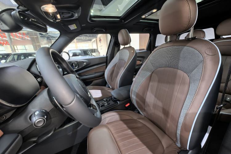 Used MINI Clubman 2023 Final Edition The Last Gentleman Commemorative Edition Interior 10
