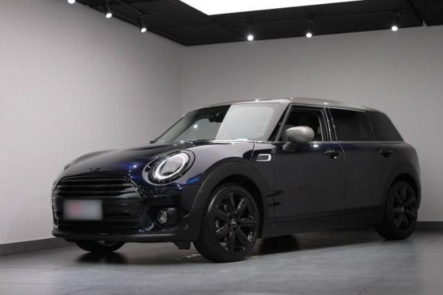 Ojetý MINI Clubman 2023 1.5T COOPER Connoisseur