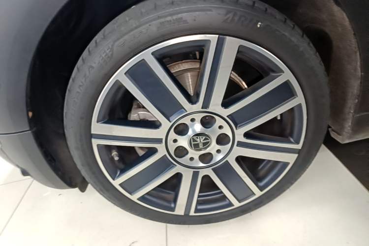 Used MINI Clubman 2023 Revised 2.0T COOPER S Connoisseur Left Front Wheel Hub