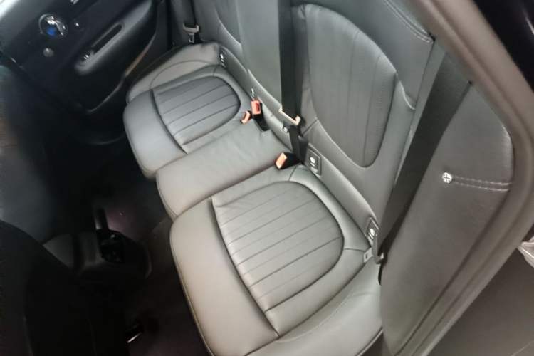 Used MINI Clubman 2023 Revised 2.0T COOPER S Connoisseur Left Rear Seat