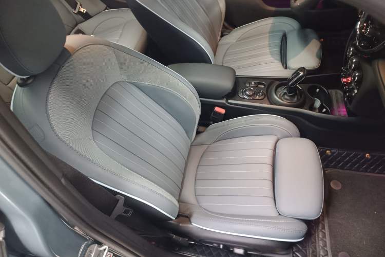 Used MINI Clubman 2023 2.0T COOPER S Free Spirit Special Edition Right Front Seat