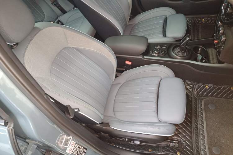 Used MINI Clubman 2023 2.0T COOPER S Free Spirit Special Edition Right Front Seat
