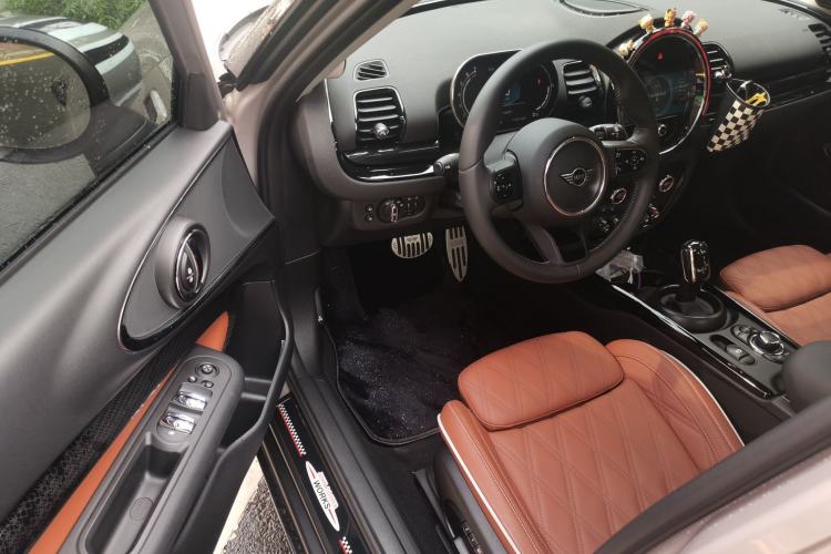 Used MINI Clubman 2023 Refresh 1.5T COOPER Connoisseur Driver Seat