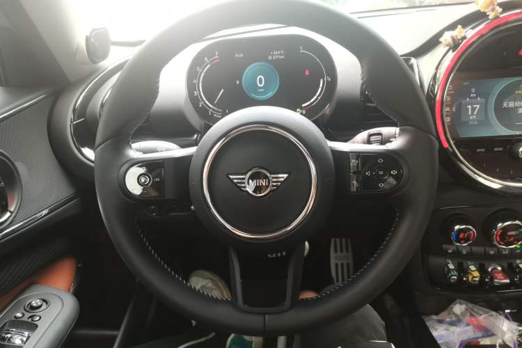 Used MINI Clubman 2023 Refresh 1.5T COOPER Connoisseur Steering Wheel