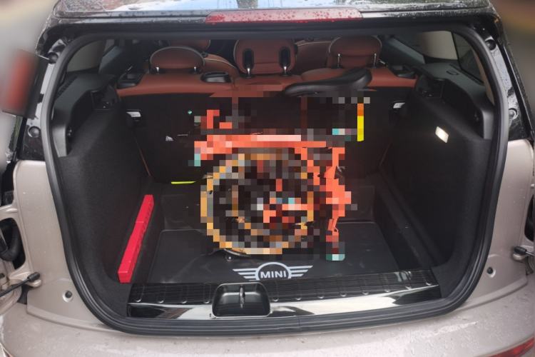 Used MINI Clubman 2023 Refresh 1.5T COOPER Connoisseur Trunk