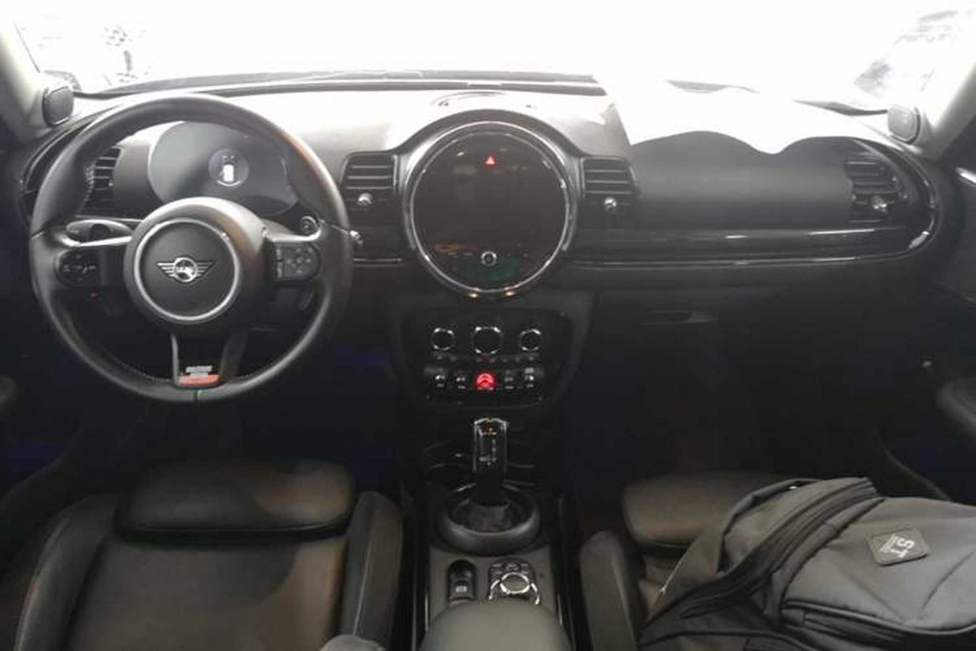 Used MINI Clubman 2023 2.0T COOPER S Limited Edition Arc Center Console